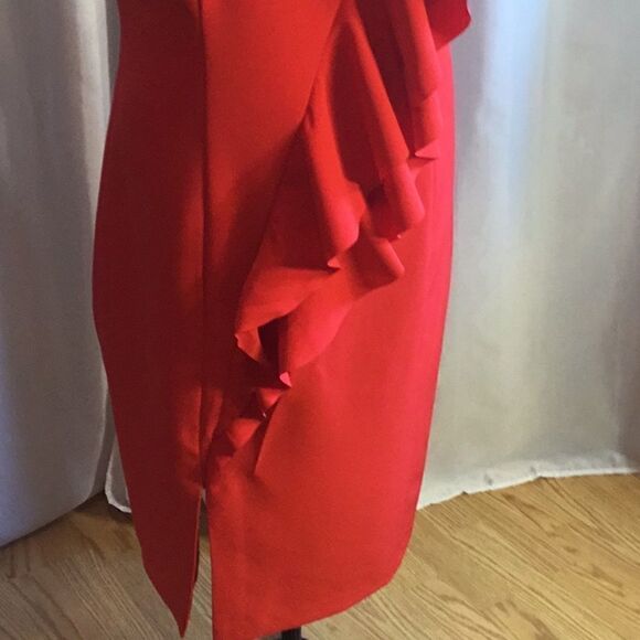 Sexy sleeveless red dress with front ruffle in size 14 by VINCE CAMUTO - Picture 5 of 14